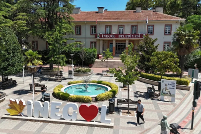 İnegöl eski Belediye binası, Gençlik Merkezi’ne dönüşüyor