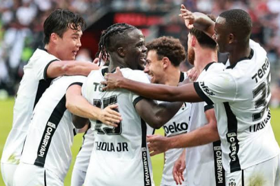 Beşiktaş Avrupa’da yoluna devam ediyor! Midtjylland’ı 3-0’la geçip tur atladı