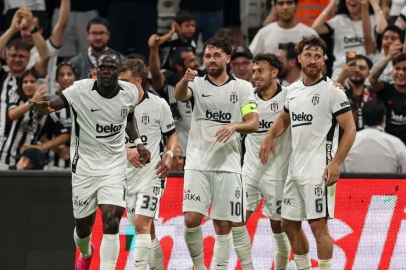 UEFA Avrupa Ligi’nde 9 takım bir üst tura geçti