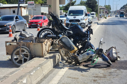 Hatay'da Feci Motosiklet Kazası Kamerada: Kaza'da 1 ölü , 1 yaralı var