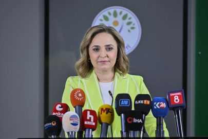 DEM Parti'den Çerçeve Yasa Teklifine Destek: "Ortak Geleceğimiz İçin Atılmış Bir İmza"