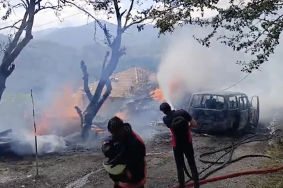 Kastamonu'da komşu kavgası faciaya dönüştü: 1 kişi öldü, ev ve araç ateşe verildi