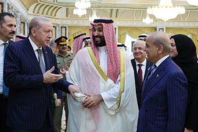 Mekke'de tarihi anlaşma: Türkiye, Suudi Arabistan ve Pakistan ortak savunma mekanizması kurdu