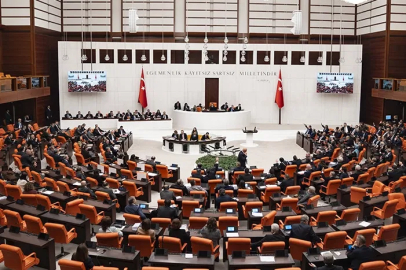 TBMM Genel Kurulu, şehit aileleri ve gazilerin aylık ve sosyal haklarında önemli iyileştirmeler içeren kanun teklifini kabul etti.