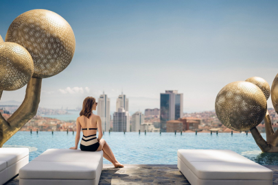 İstanbul Sıcağında Serinlemenin Adresi: Fairmont Quasar Istanbul Infinity Pool
