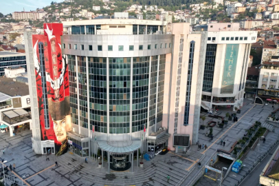 İzmit Belediyesinden Dolu Mağduru Çiftçilere Destek