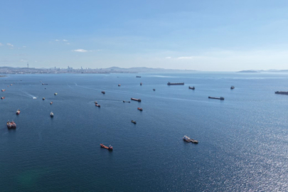 Karadeniz’de gemi trafiği alarmı: Marmara’da yüzlerce ticaret gemisi bekliyor