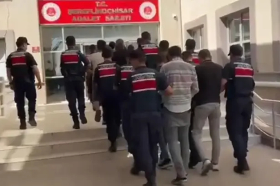 Ankara’da uyuşturucu operasyonu: 17 şüpheli suçüstü yakalandı