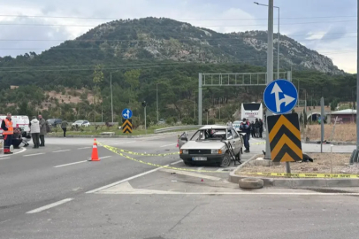 Çanakkale’de feci kaza: Otomobildeki 2 kişi ve 3 köpek hayatını kaybetti