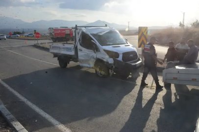 MHP Milletvekili Zuhal Karakoç kaza geçirdi: 1 ölü, 7 yaralı