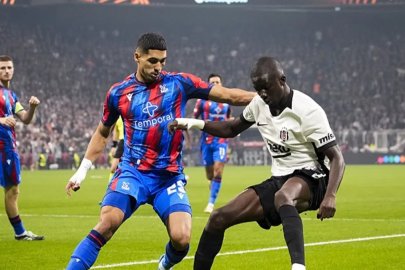 Beşiktaş 2-2 Crystal Palace! Kartal 10 kişiyle bir puanı kurtardı